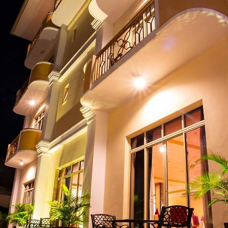 Hotel Lakefield Kandy Bagian luar foto