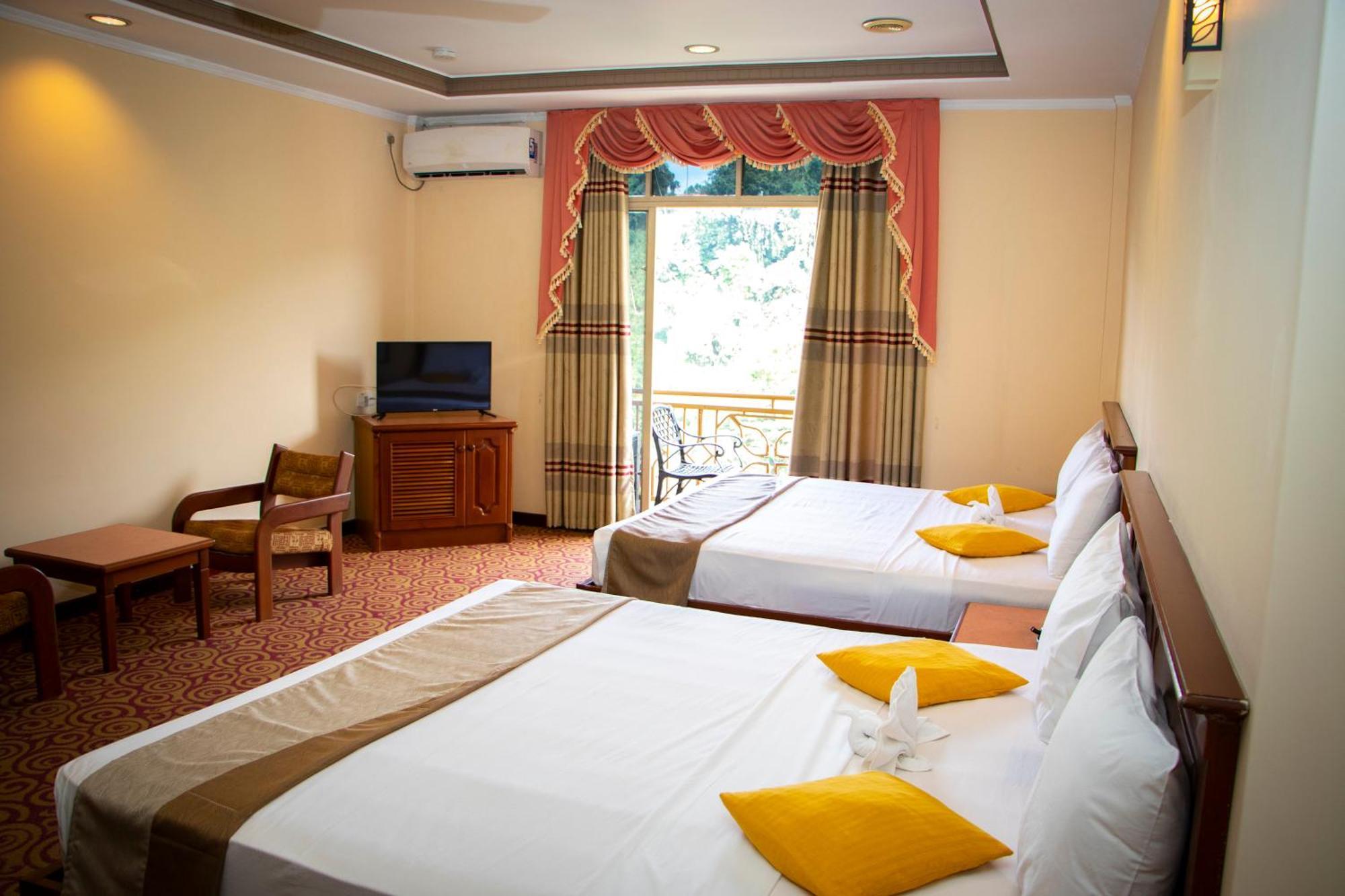 Hotel Lakefield Kandy Bagian luar foto