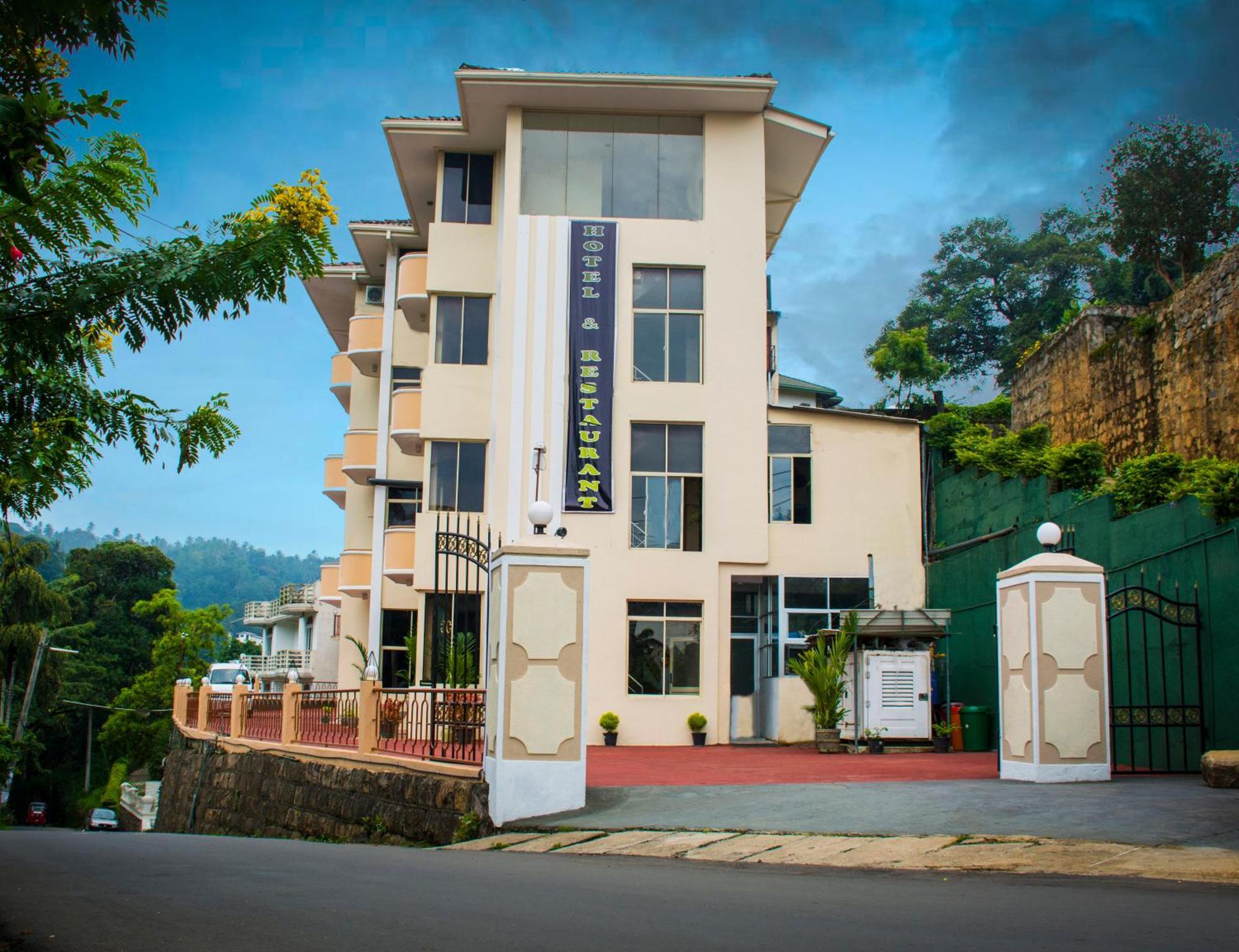Hotel Lakefield Kandy Bagian luar foto