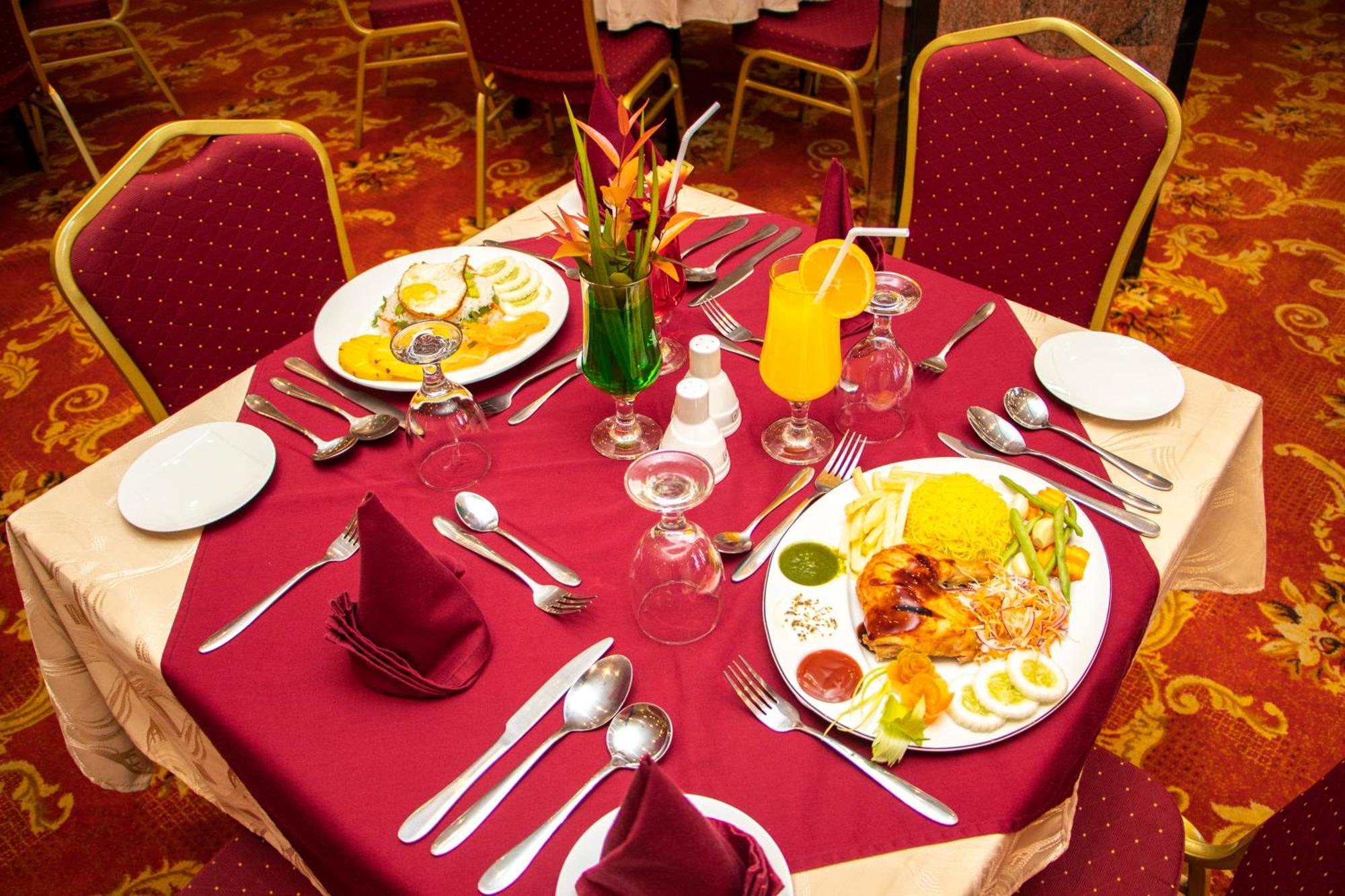 Hotel Lakefield Kandy Bagian luar foto